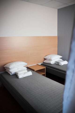 Хостелы Piiri Hostel Валка Бюджетный двухместный номер с 2 отдельными кроватями-6
